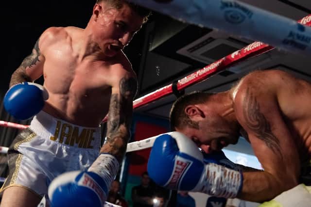 Jamie Chamberlain on his way to victory over Dean Evans. Picture: Duncan Shepherd