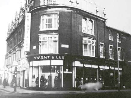 Here is Knight & Lee's second store on Elm Grove in 1949