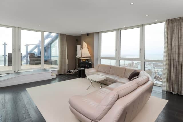 The apartment comes with panoramic views and has underfloor heating, the building has concierge service. It is listed by Fine and Country.