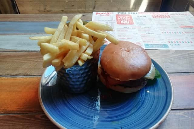 Kango's cheeseburger and chips