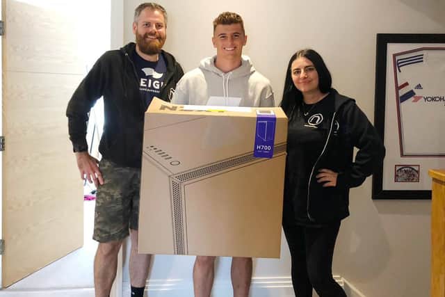 Mason Mount with his new gaming PC. Picture: Tillison Consulting