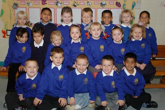 Hedgehogs reception class at Arundel Court Infants School in Portsmouth in 2005. Picture (055606-2)
