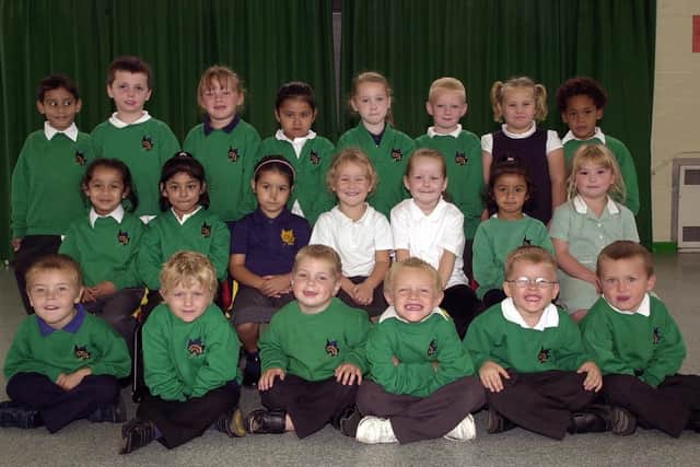 Reception class RV at Cottage Grove Infant school in autumn 2006. Picture (064090-15)