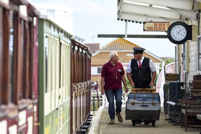 Pictured:  Bob Haddock (left) and Robert Hazelton on the platform. Roger Arbon/Solent News & Photo Agency
UK +44 (0) 2380 458800
