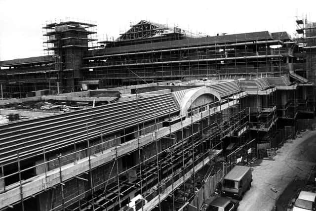 Scaffolding in Portsmouth Cascades in January 1988