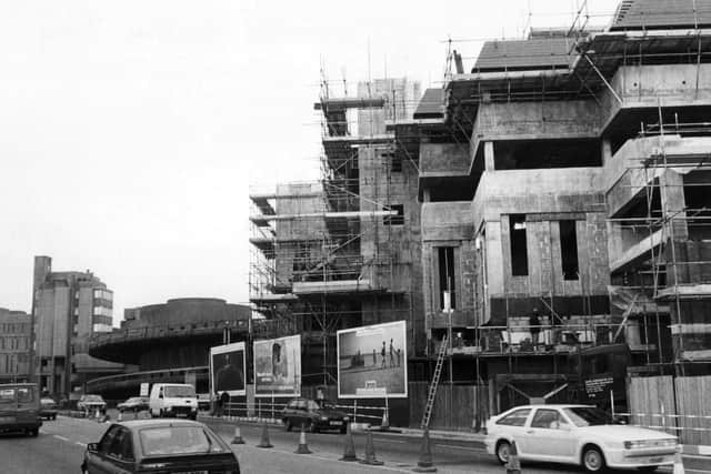 Scaffolding on Portsmouth Cascades in January 1988