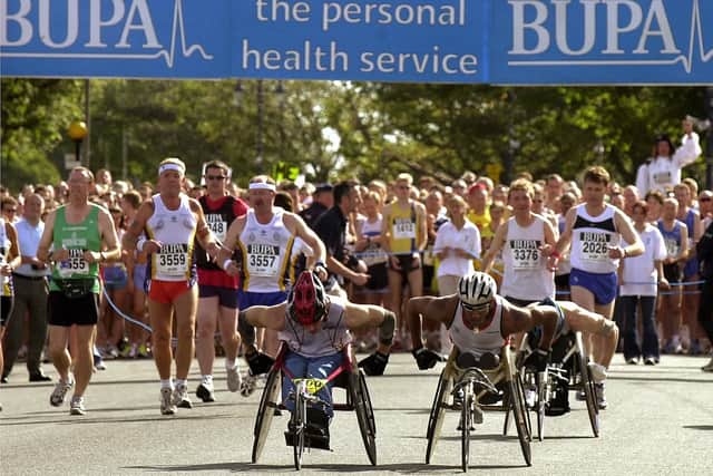 The start of the wheelchair entrants and the blind accompanied race back in 2002. Picture: Malcolm Wells (024605-36)