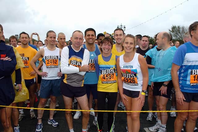 The BUPA Great South Run 2006. The 'Orange Wave' get prepared for the start. Picture: Malcolm Wells 064553-68)