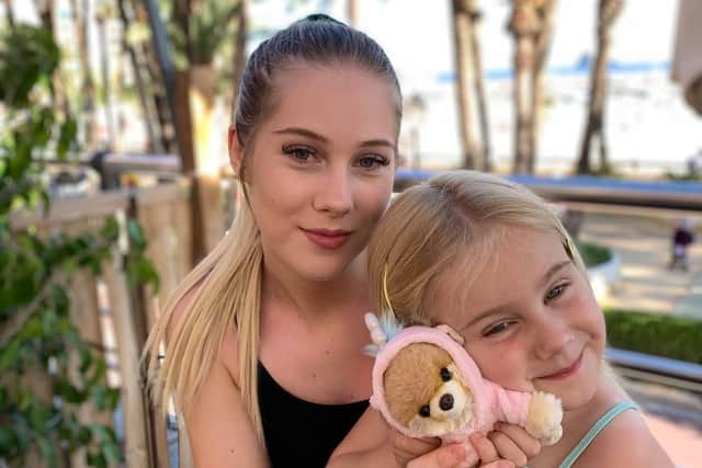 Lauren Aspery with daughter Isla, 4