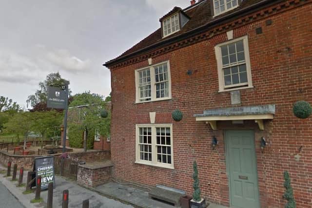 This restaurant is in Canterton Lane, Brook in the New Forest.