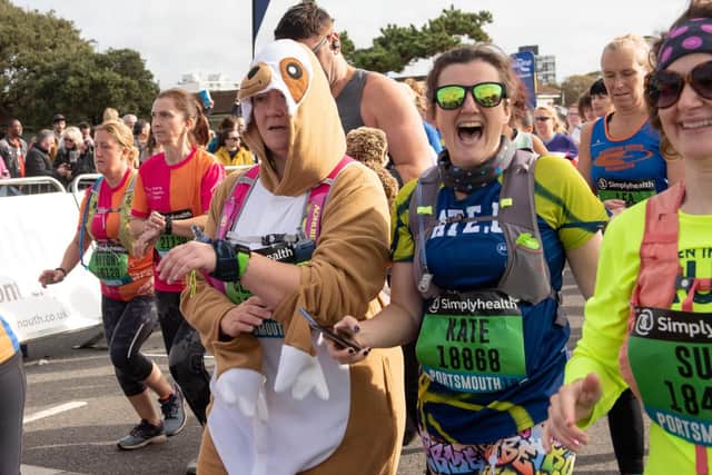 Action from the Great South Run. (201019-099)
