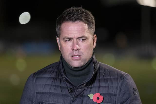 Michael Owen presenting for BT Sport amid the powercut at Harrogate