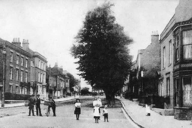 High Street, Fareham in Edwardian days. Picture: Mick Cooper postcard collection.