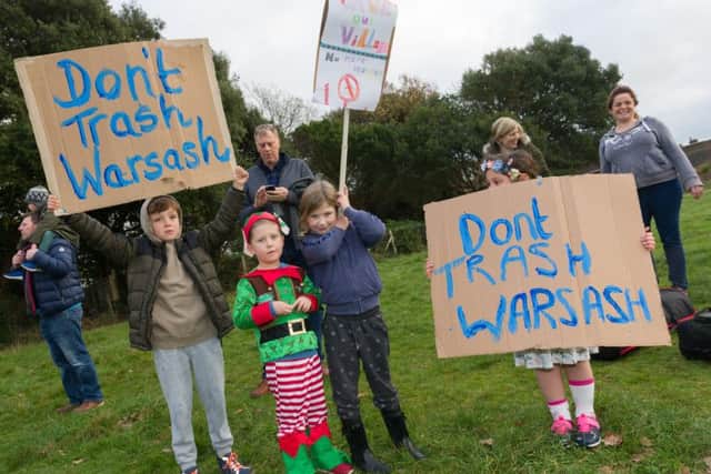 It's our future - youngsters at the protest make their feelings known (171649_006)