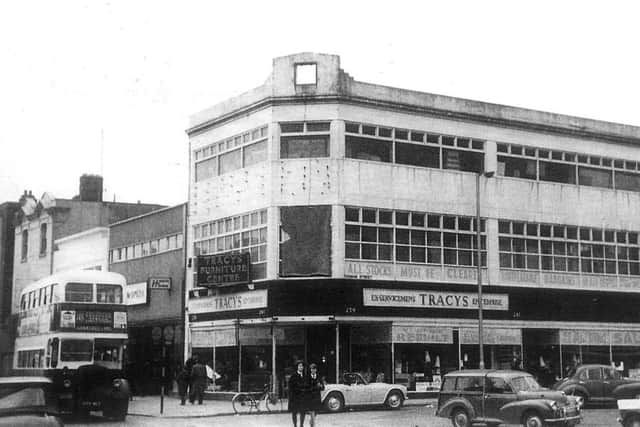 March 1964  with  Tracys on the corner of Commercial Road and Thomas Street.