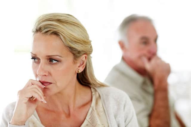 A woman suspects her husband of cheating and needs advice from Fiona