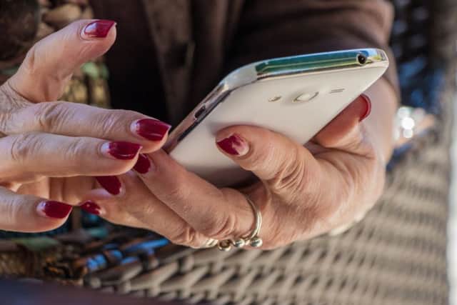 Switch to a SIM-only phone deal