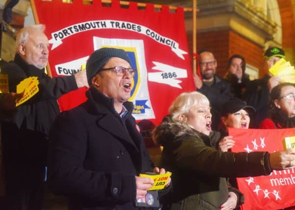 DAILY MAIL ONLINE
Requested by Amie Gordon
PICTURED: Jon Woods Chair of Portsmouth Trades Union Council.
Campaigners protest against rail fare increases outside Portsmouth& Southsea train station.
SEE COPY FOR DETAILS
? Solent News & Photo Agency
UK +44 (0) 2380 458800 PPP-180201-190925001