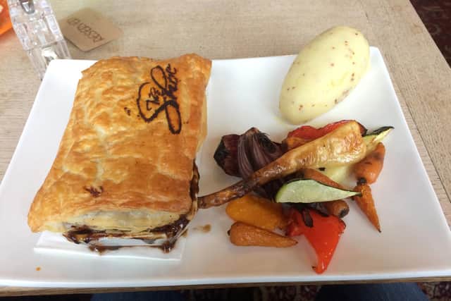 Steak and red wine pie at The Shoe Inn, Exton