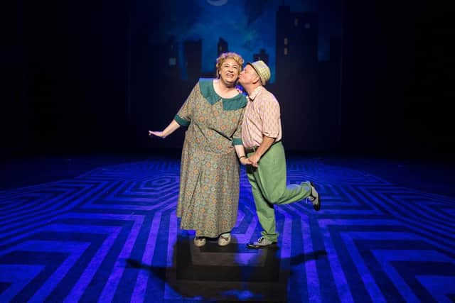 Matt Rixon as Edna Turnblad with Norman Pace as Wilbur Turnblad in Hairspray
