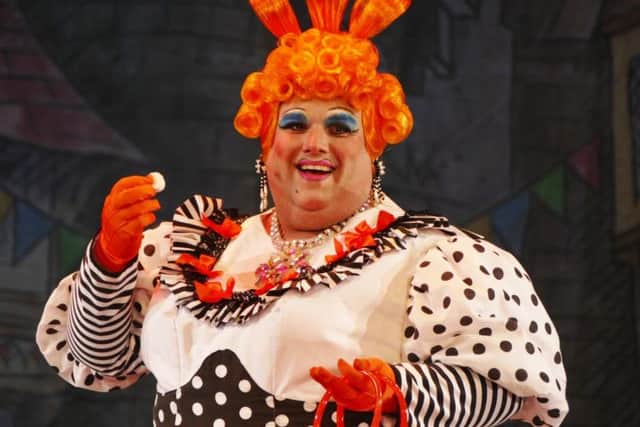 Jack Edwards, who starred in the Kings Theatre panto as Sarah Spoilit, will host this year's Guide Awards