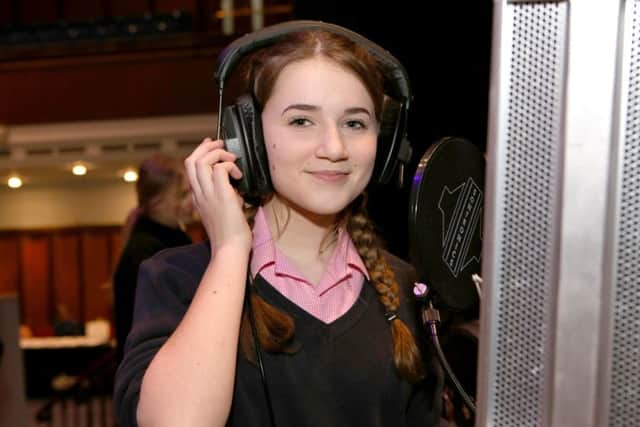 Esme Kemp, 14, learning about the music business    (IMG_6450)