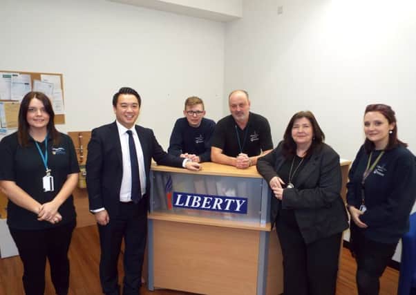 Alan Mak MP meeting with apprentices from Liberty Gas