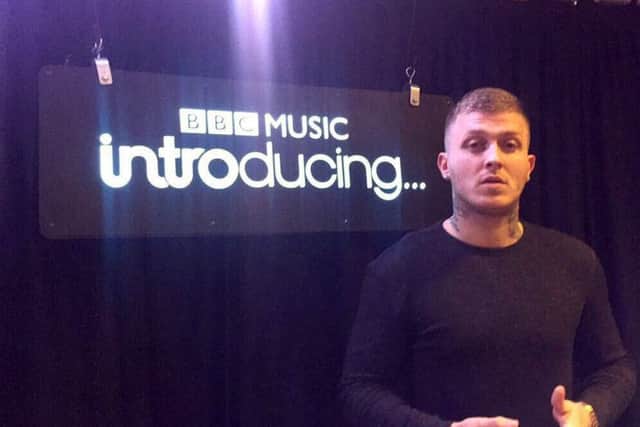 SquinnyParv joined Steph in the Live Lounge and performed the song Squinny