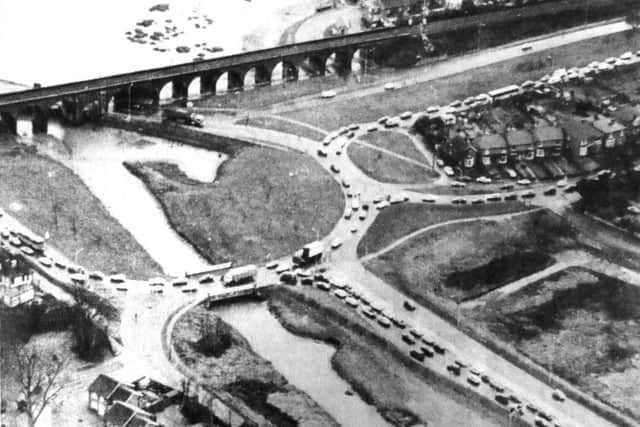 The closure of the eastbound section of the M27 from Fareham to Cosham brought traffic almost to a standstill at every junction of the Delme Roundabout at Fareham during the evening rush hour