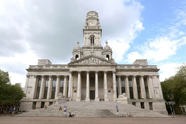 Portsmouth Guildhall. PPP-171107-115707001