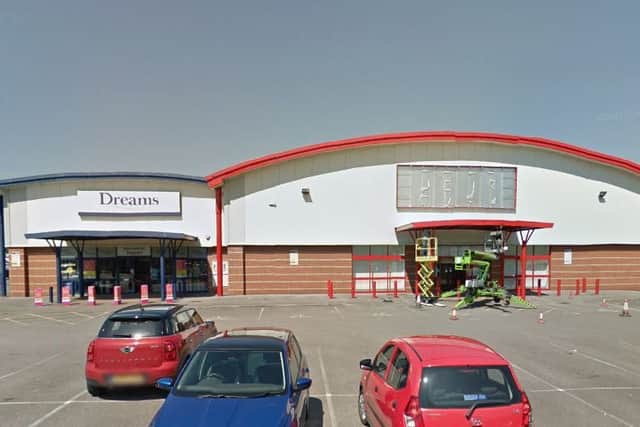 The former Staples unit at Broadcut Retail Park, Fareham, Google Maps