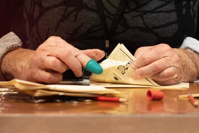 Election FarehamThe count beginsPicture Credit: Keith Woodland 180503