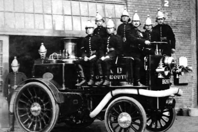 City of Portsmouth Fireman. 

Imagine this machine being driven through the streets of Portsmouth today.