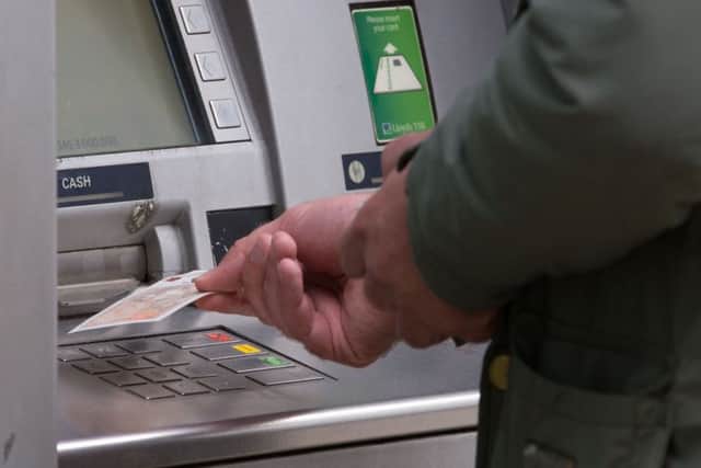 Many customers had to find cash machines yesterday so they could pay for goods after a problem with Visa cards