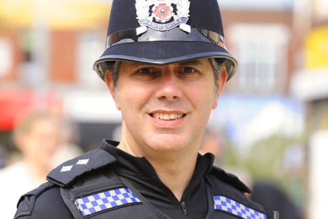 Inspector Dave Humphries Picture: Malcolm Wells (14988-5587) PPP-141104-142610003
