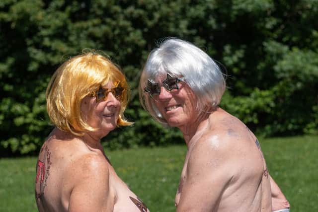 Husband and wife Gene and Diane Robinson. Picture: Vernon Nash (180390-156) PPP-180206-181809006
