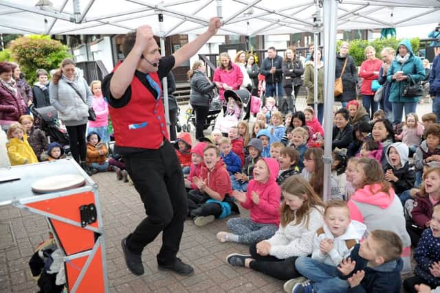 Silly Scott entertains at the Port Solent kids club.Picture: Paul Jacobs/pictureexclusive.com
