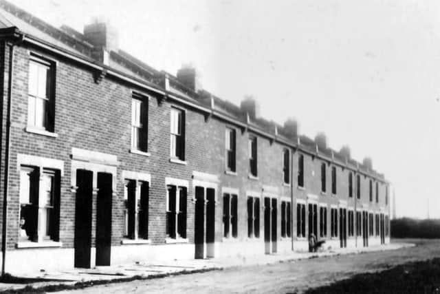 A recently completed terrace of houses in Trevis Road, Milton. The canal would be at the top of the road.