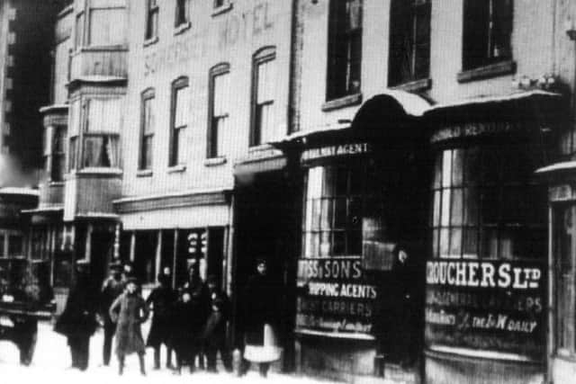 Broad Street families all seemed to live on top of one another. Number 94 is on the far side of the Somerset Hotel.