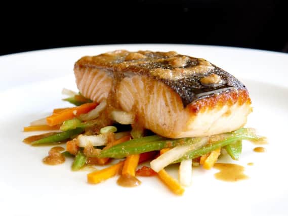 Thai salmon with spicy salad by Lawrence Murphy