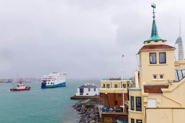 Victoria of Wight passes Spice Island