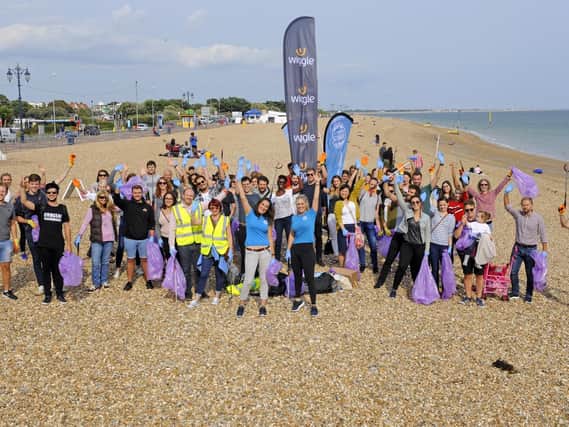 Portsmouth-based multi sport retailer, Wiggle headed to Southsea foreshore to carry out a beach clean with local community group, The Final Straw