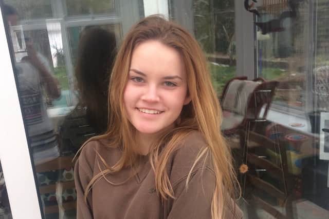 Setting off for the rigs - Jess Logan, 17.