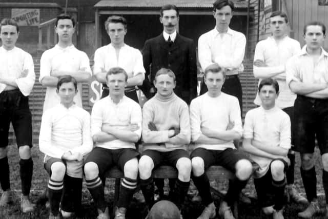 Here we see the Pompey eleven with manager either Richard Bonney or Robert Brown.