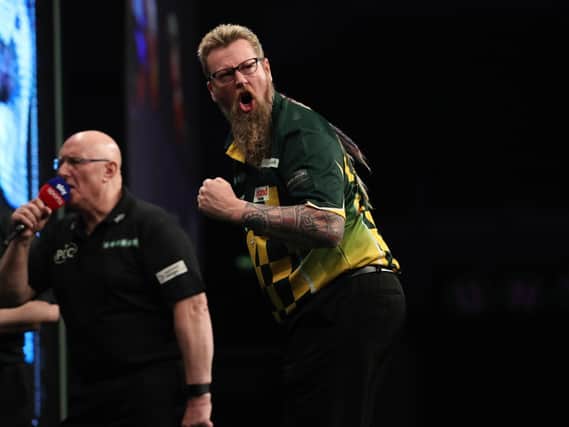 Simon Whitlock Picture: Lawrence Lustig