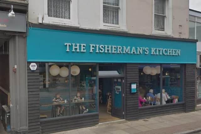"How wonderful to be able to have grilled fish and pea and mozzarella fritters, so tasty you want more! I applaud their attention to detail and warmth of welcome."
Average rating: 4.5/5