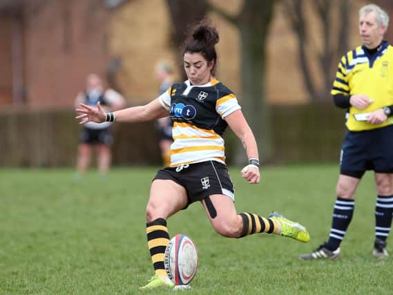 Chloe Stopard-Baker kicks a conversion for Portsmouth Valkyries against Windsor. Picture: Chris Moorhouse   (130119-50)
