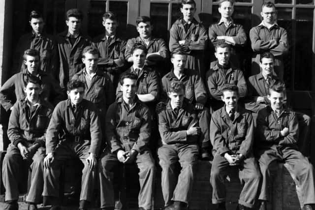 More Gordon Motors boys. 1/ George Fewings, 2/Doug Crain, 3/ Roy Marshall, 4/ Mike Simpson, 5/ Chuck Gordon.
