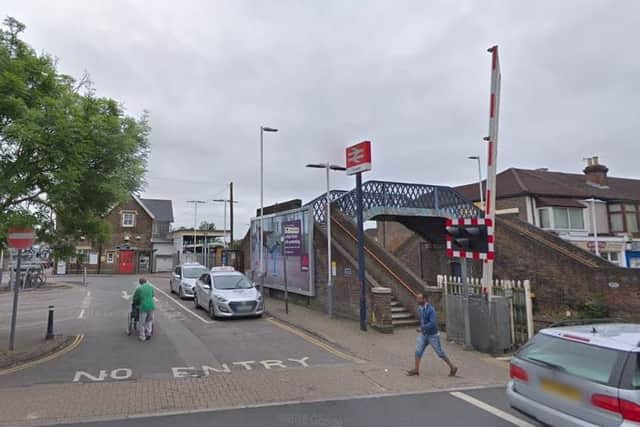 The number of crimes committed at Cosham station in 2018 was 10, which was a steep drop from the 29 reported in 2017. January and August were the months with the highest number of crimes, with three reported in each month.