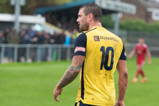 Steve Hutchings was sent off in the second half.  Picture: Vernon Nash (180679-156)
